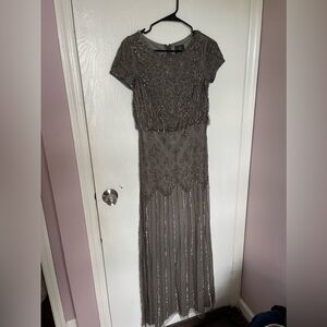 Adrianna Papell Size 2 Grey  Embellished Round Neck Short Sleeve Maxi Gown NWT